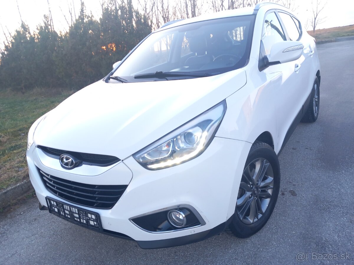 Hyundai Tucson ix35 ,1.6 benzin
