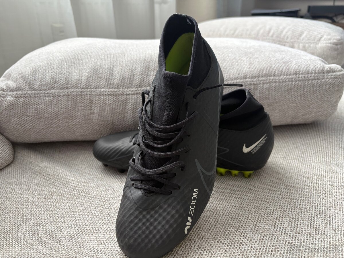 Lisovky Nike Zoom Mercurial Superfly 9 Academy AG - čierna