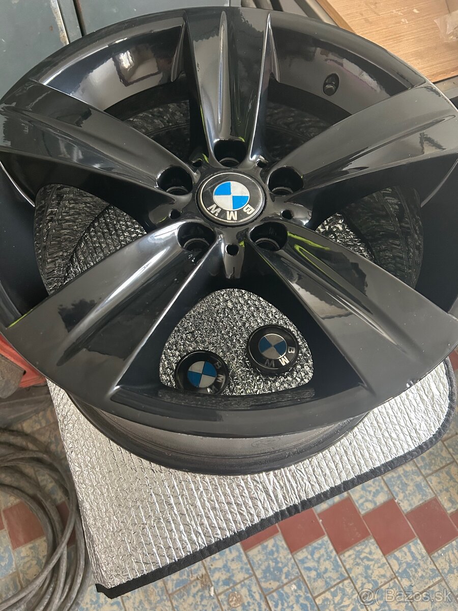 Bmw elektróny R18 dvojrozmer