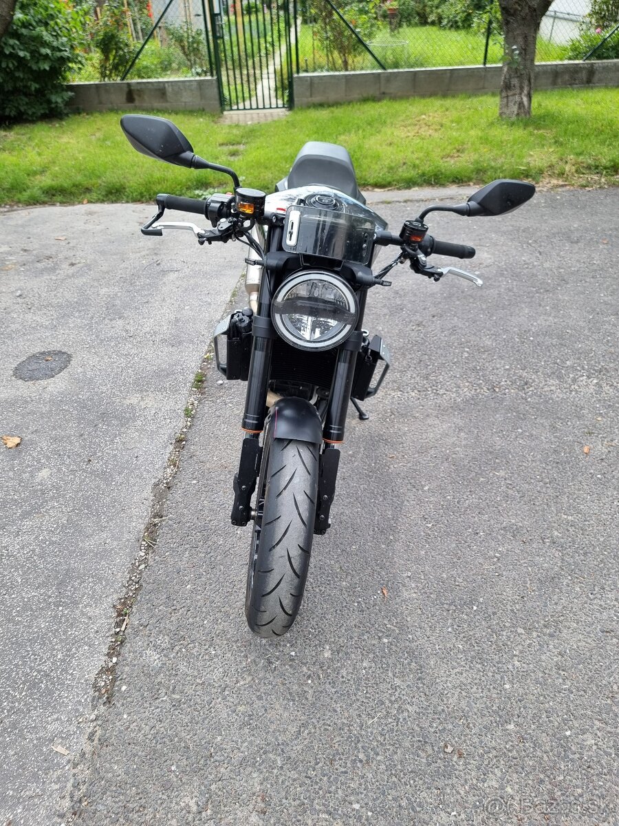 Husqvarna Vitpilen 701