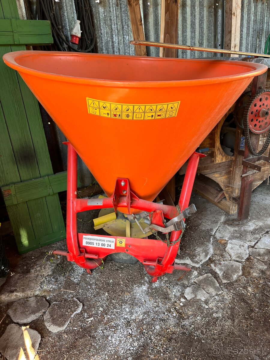 Rozmetadlo 500kg
