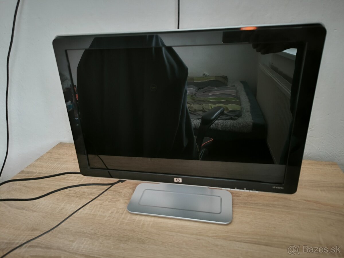 Monitor 21,6" - HP Pavilion w2216v