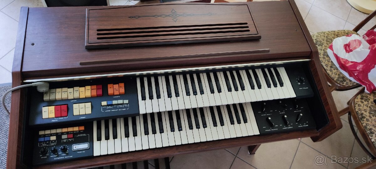 National SX3500R organ