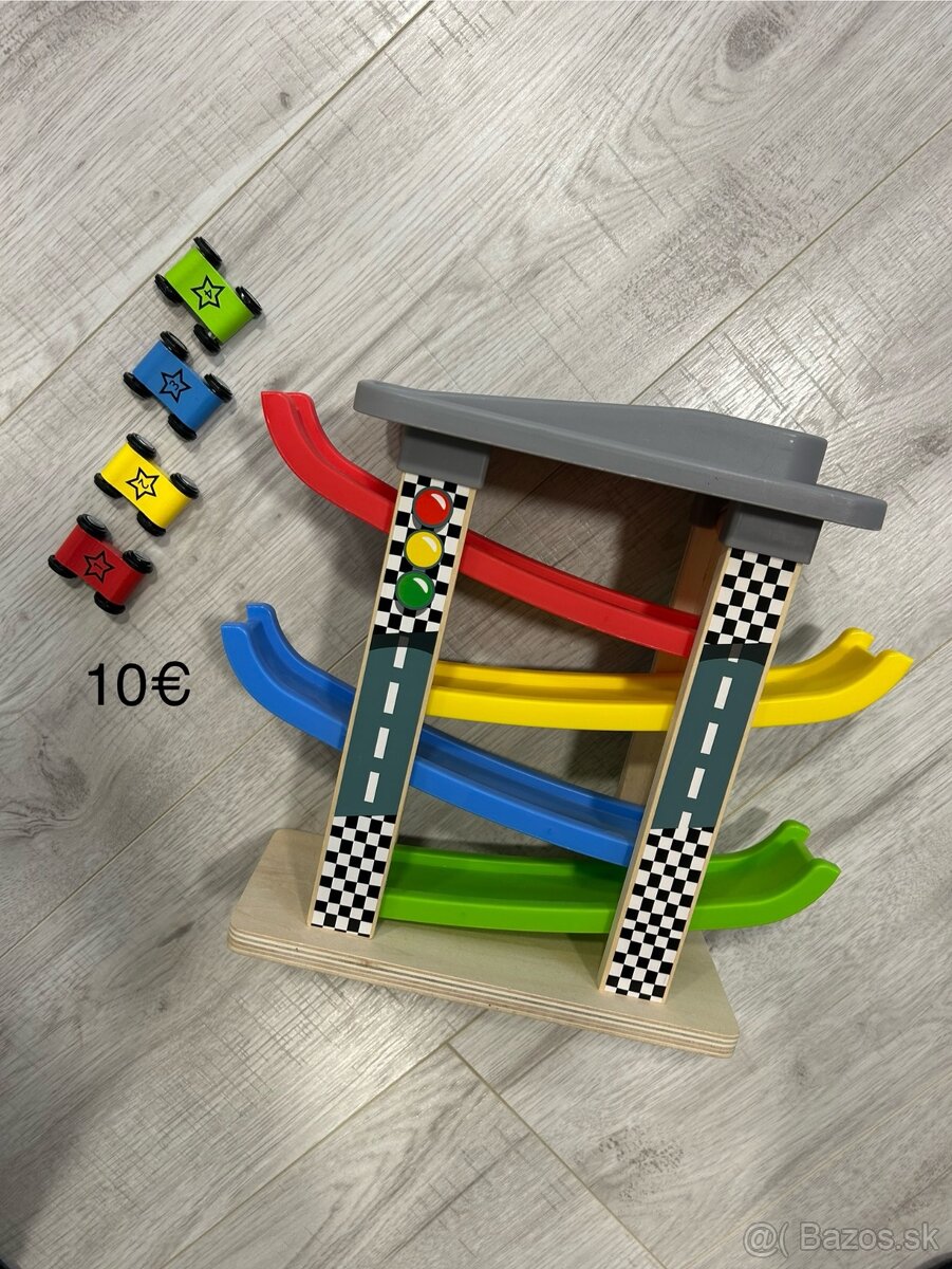 Drevená autodráha