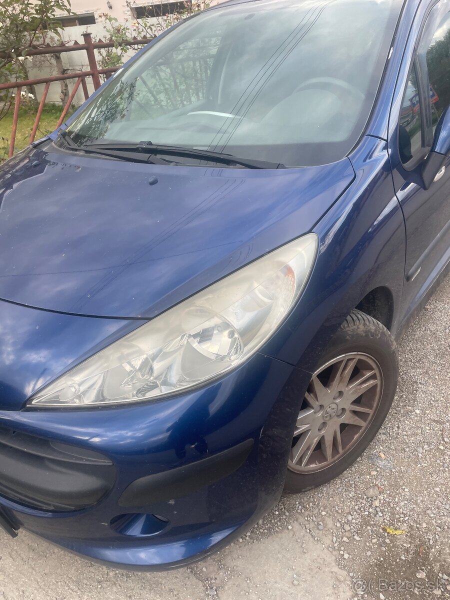 Peugeot 207