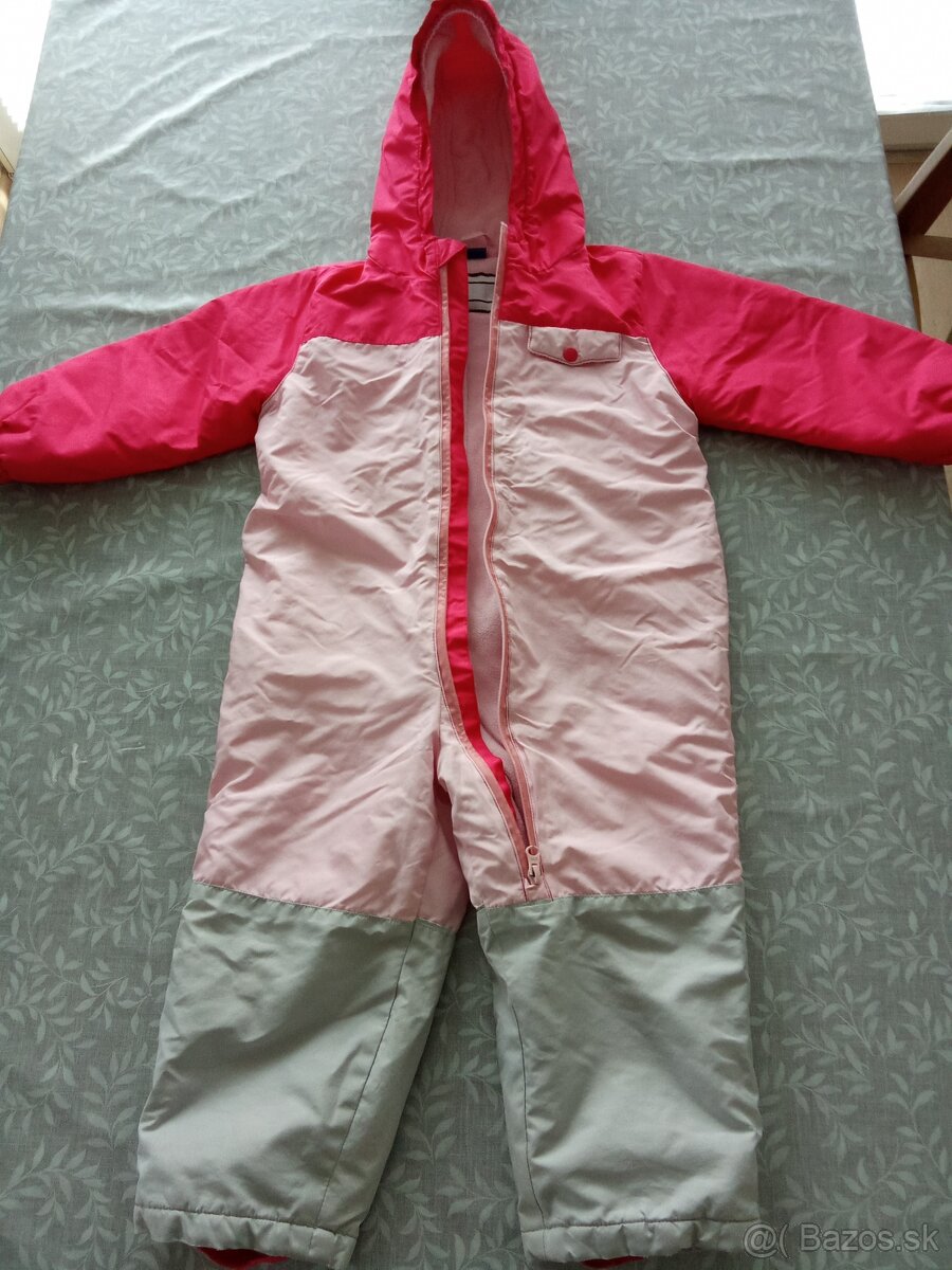 Dievčenský overal 104