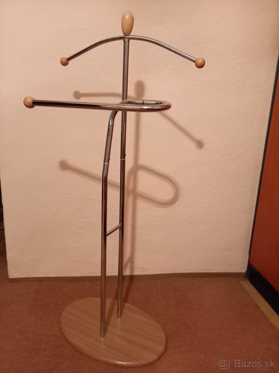 Nemý sluha - stojan