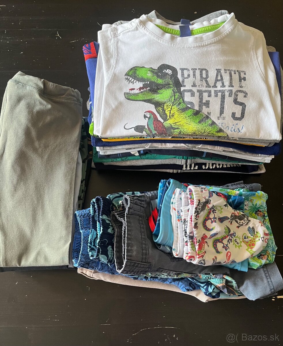 Balík oblečenia na 6-7 rokov pre chlapčeka