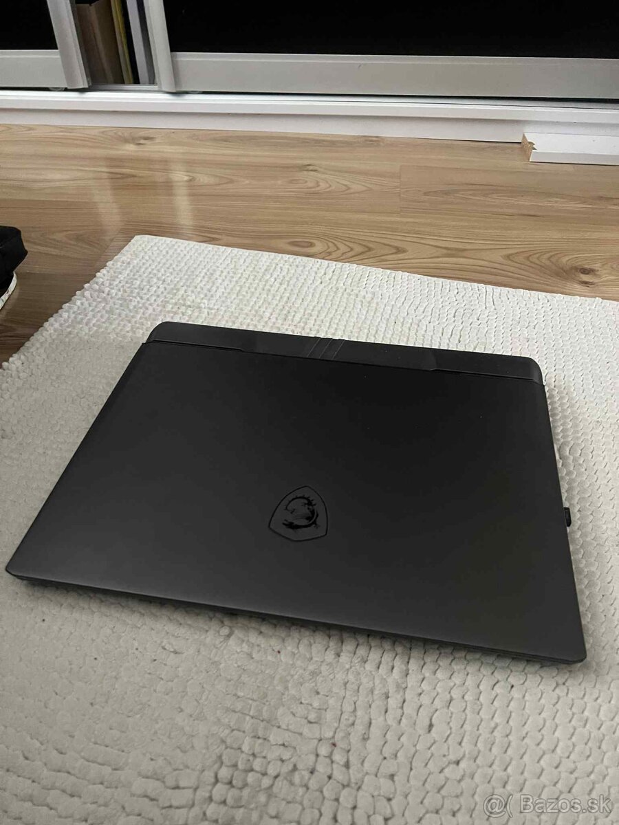 NAJNIŽŠIA CENA NA TRHU / MSI Vector 16 HX A13VHG-458XCZ