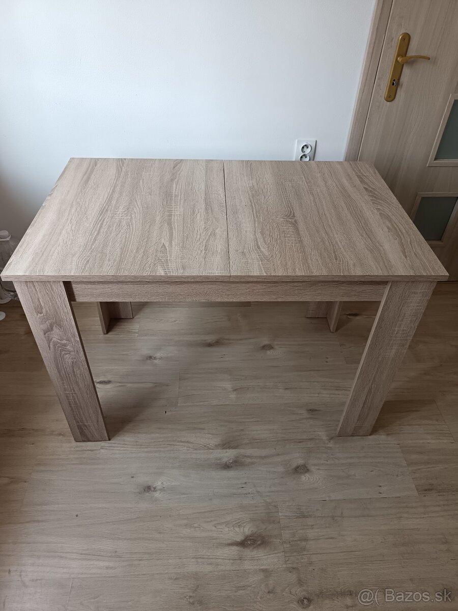 Stôl rozťahovací, jedálenský