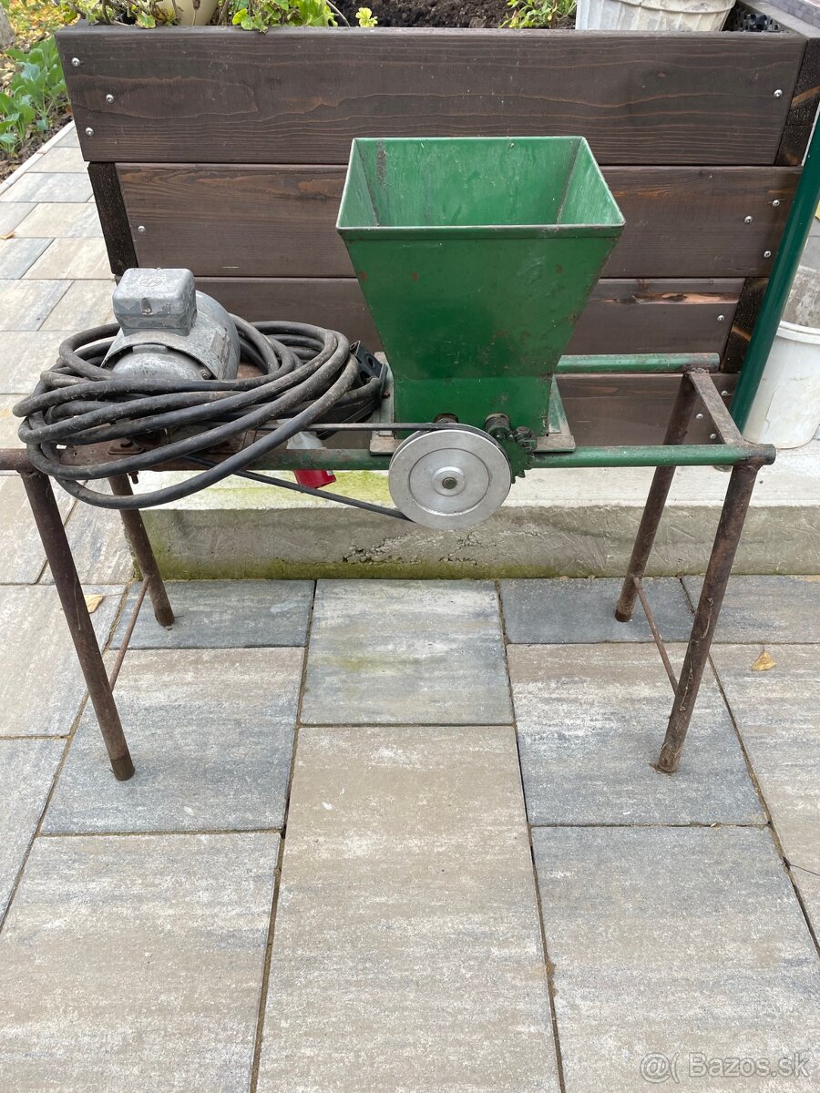 Šrotovník na ovocie