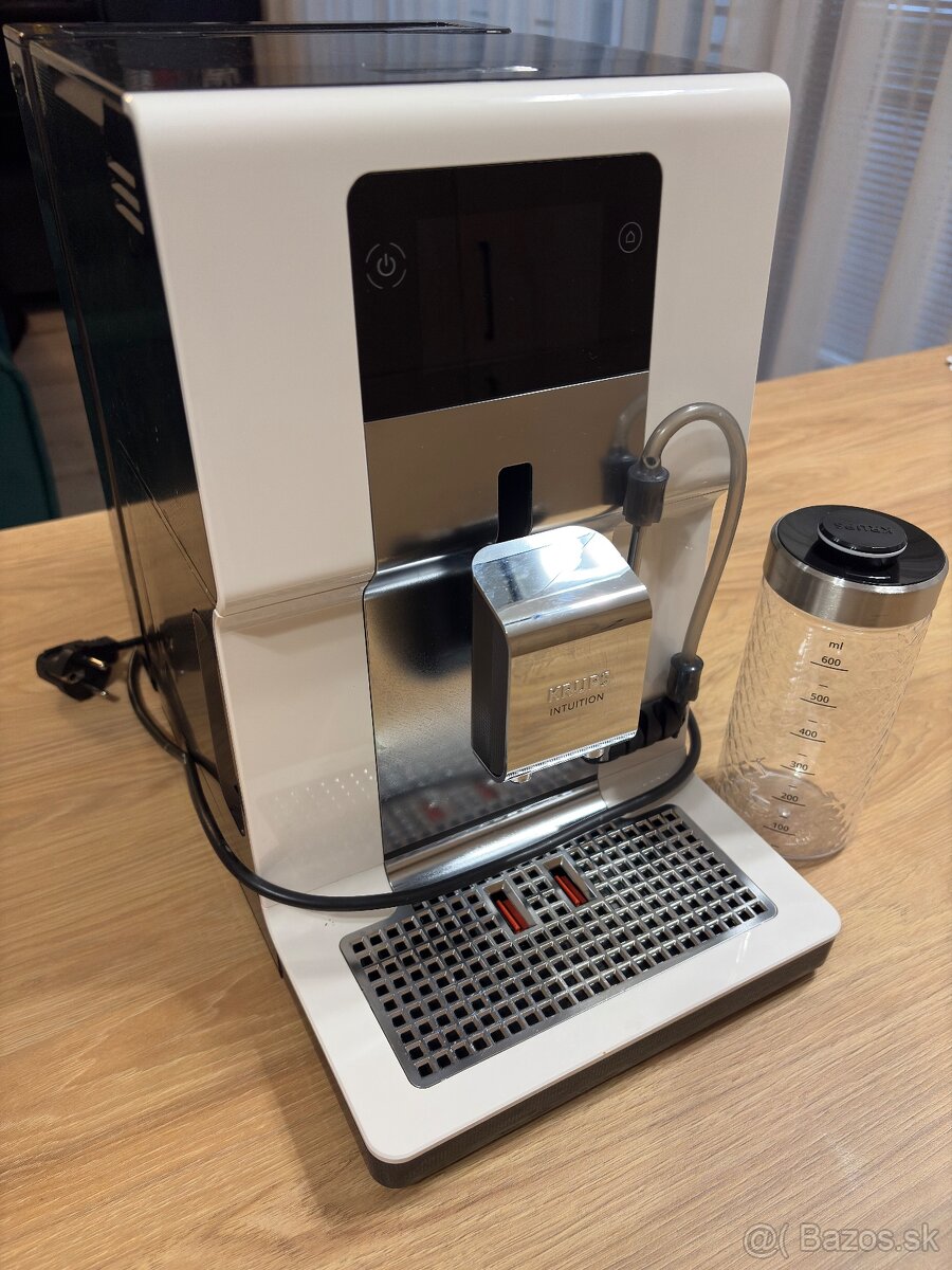 KRUPS EA872A10 Intuition Preference White