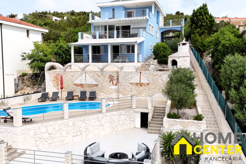 Apartmánová vila /500 m²/ pri mori, Dalmátsko, mestečko Mari