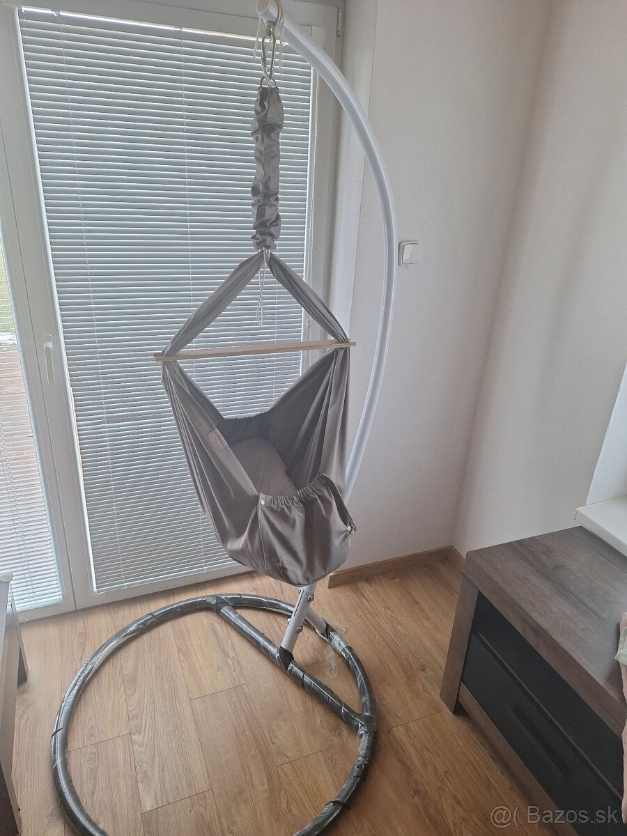 Závesná kolíska Homba