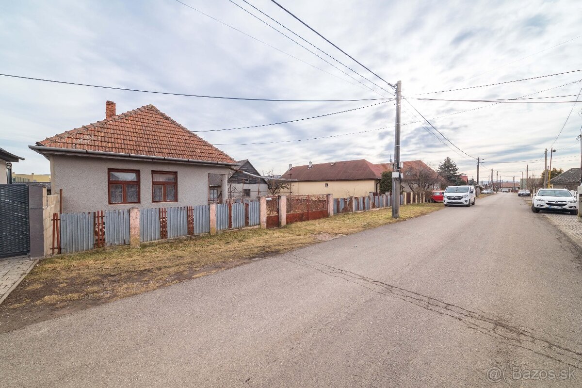 3 izbový gazdovský dom na predaj, obec Čaňa