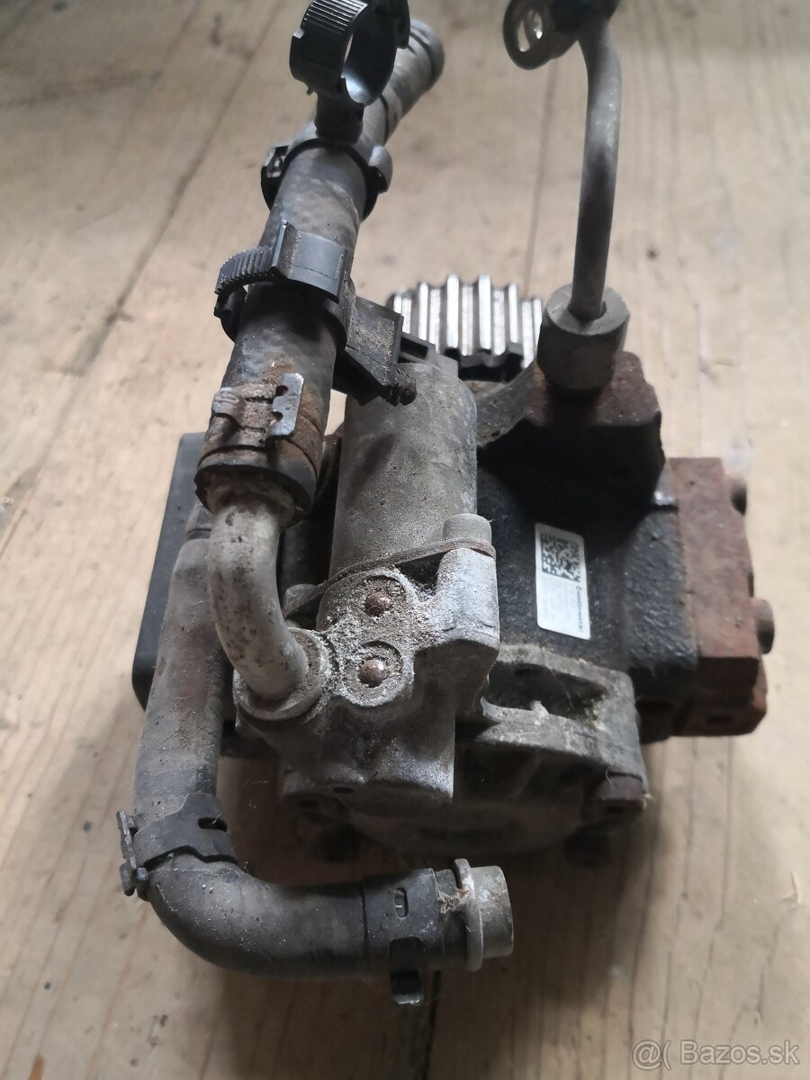Vstrekovacie čerpadlo 03L130755E