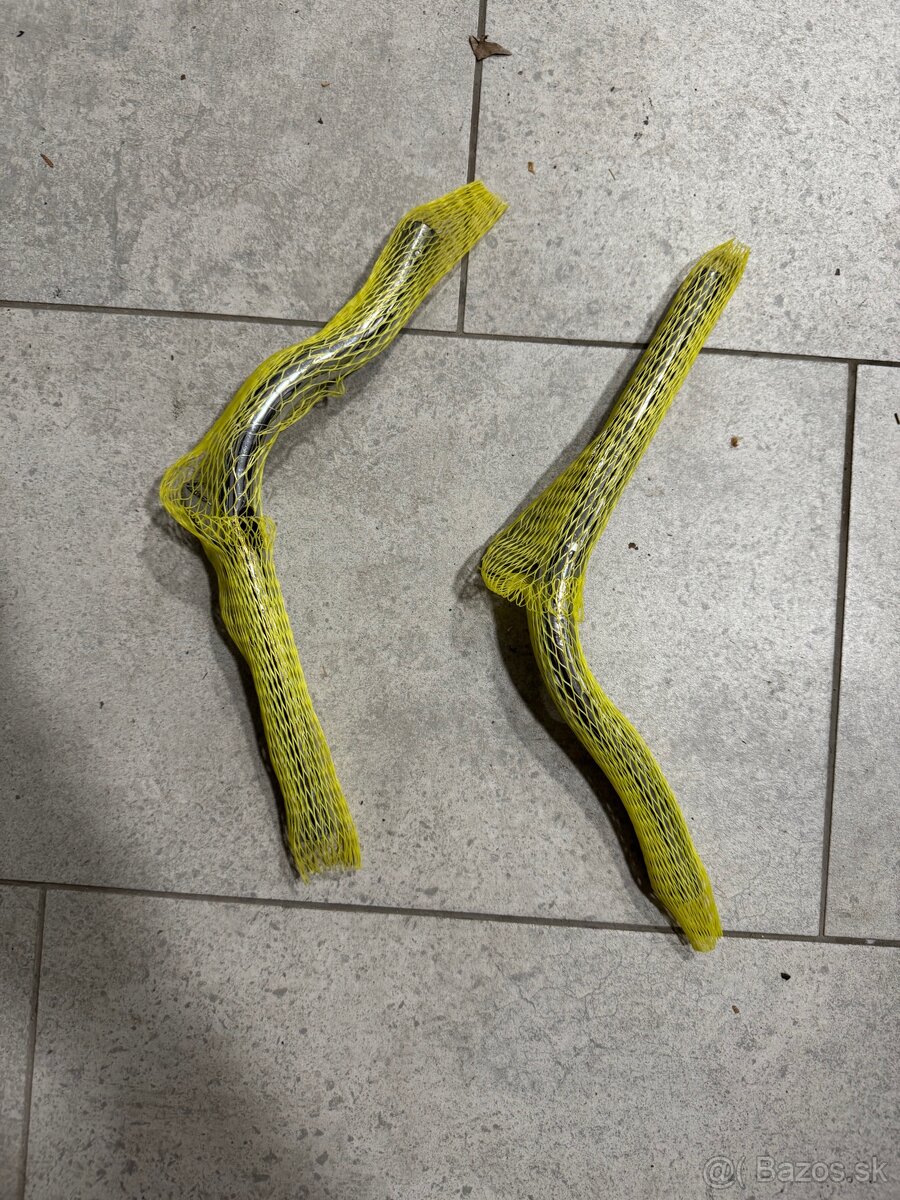 Riadidlá Jawa 250 perák