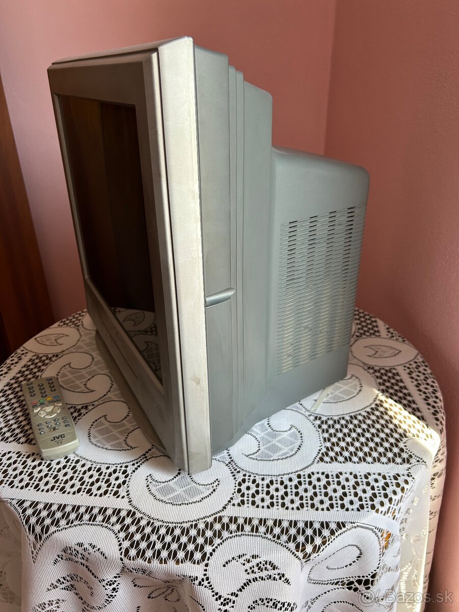 JVC farebný TV