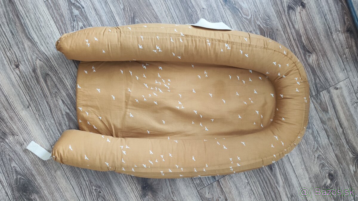 Hniezdo pre bábätká Voksi