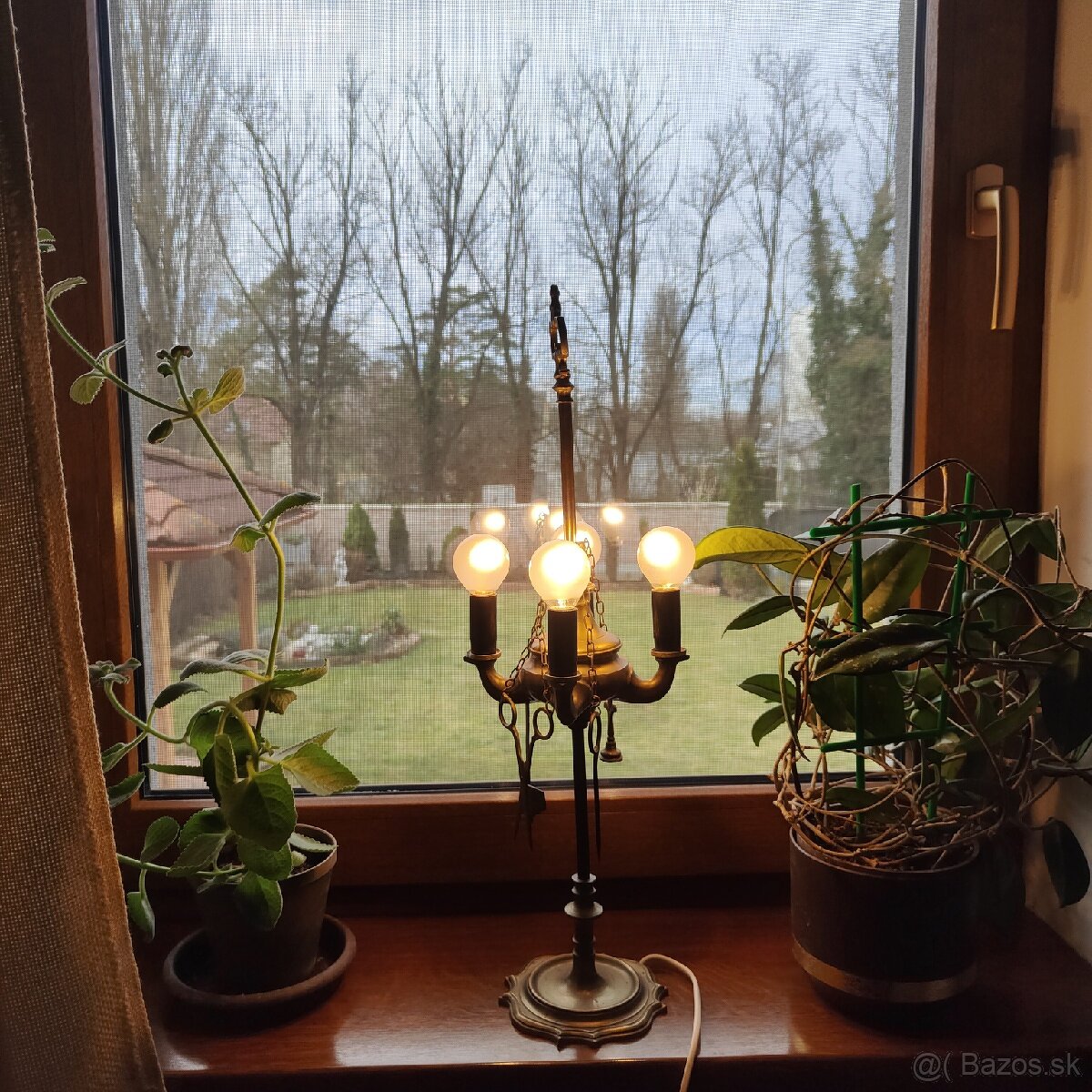 Stará lampa