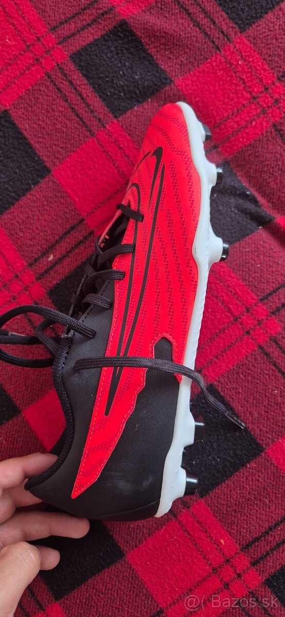 Predám Kopačky Nike 41
