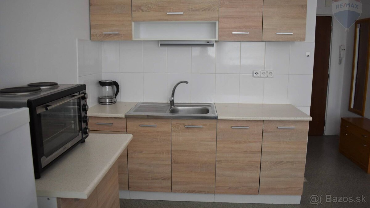 Na prenájom 1 izbový zariadený byt Nitra Chrenová EXKLUZÍVNE