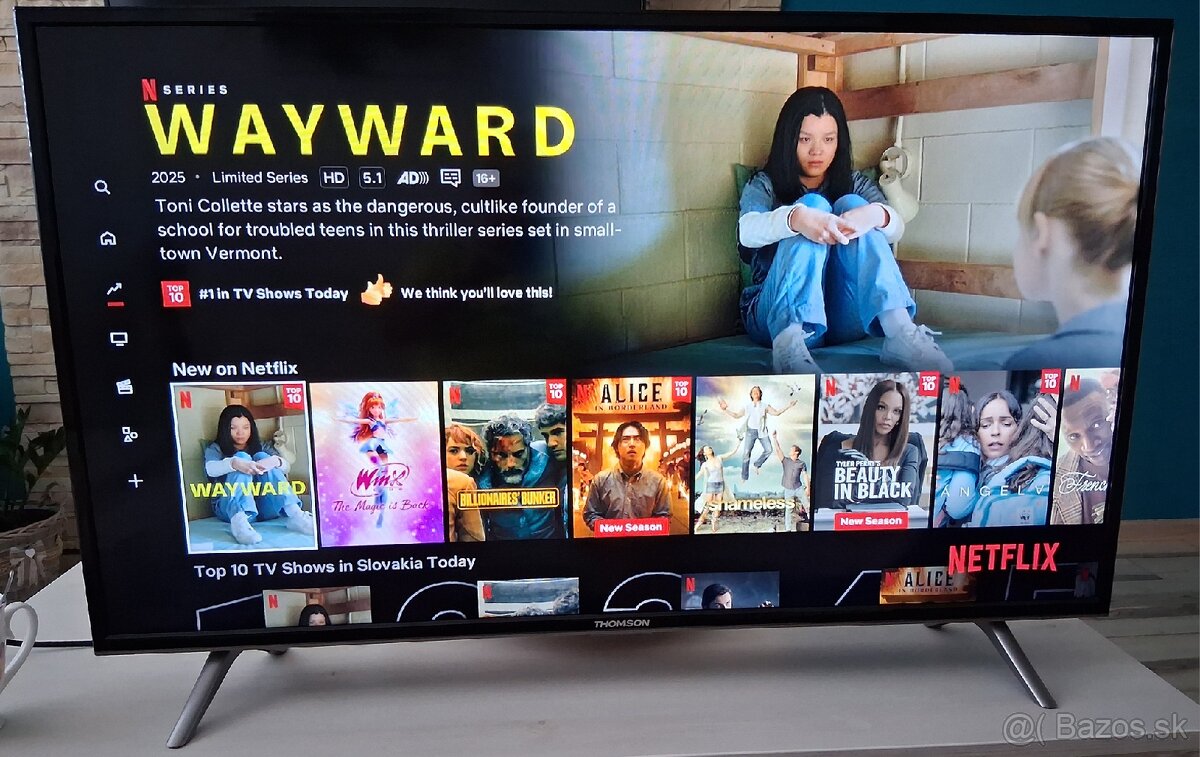 televízor SMART LED, 102cm