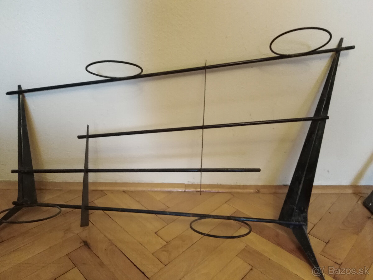 Rám na zrkadlo, závesný rám na kvetináče