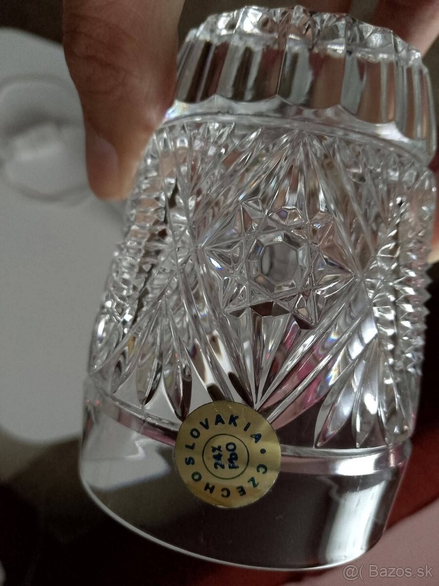 Krištáľové poháriky