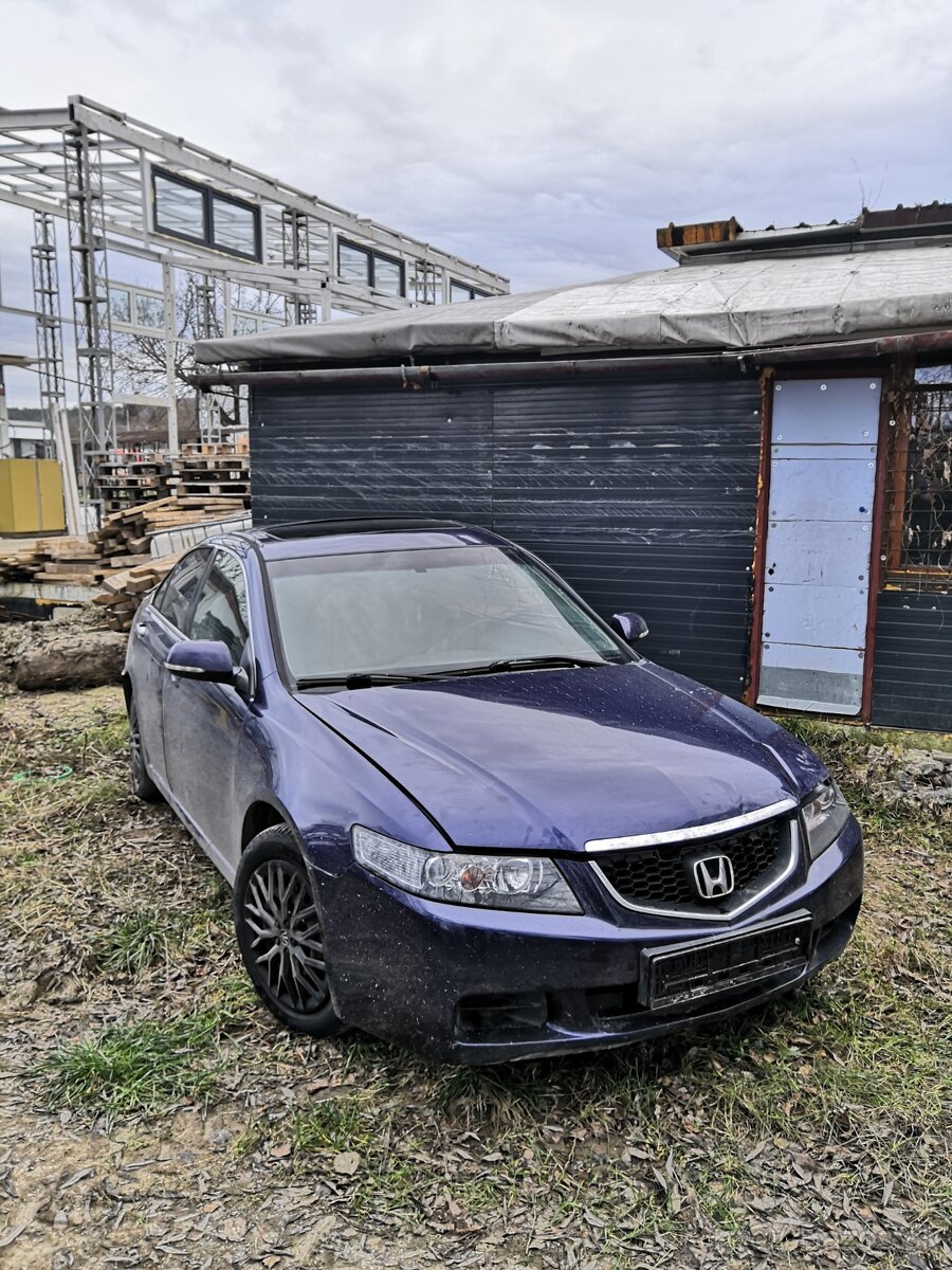 Rozpredám Honda Accord 7g