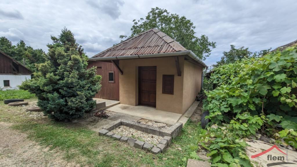 Viničný domček na predaj vo Vrábľoch, pozemok 625 m2