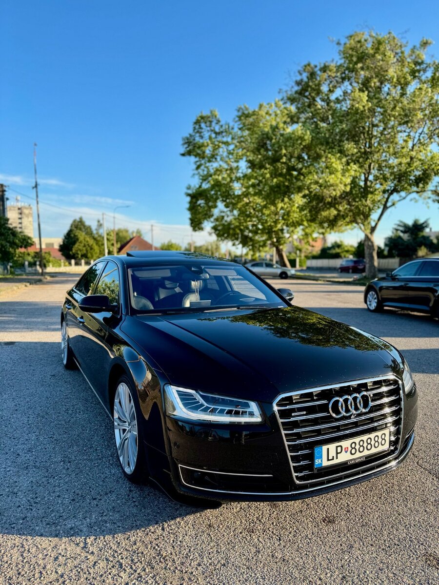 Audi A8 TOP STAV. 3.0 TDI V6 DPF clean diesel quattro tiptr.