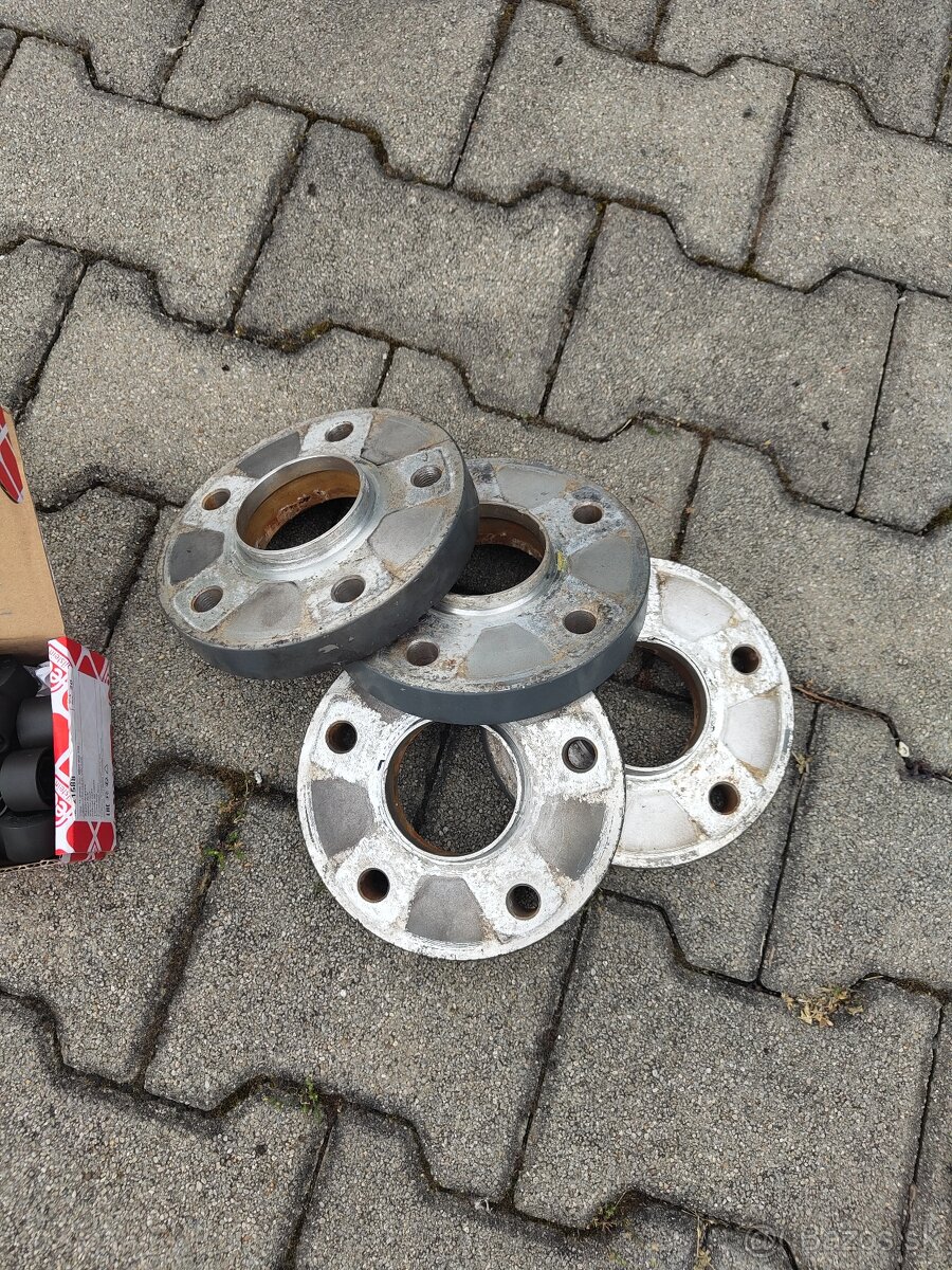 Podložky 5130 hrúbka 2,5 cm