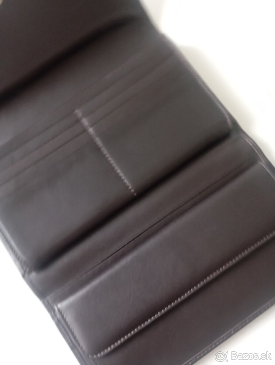 Praktická unisex peňaženka