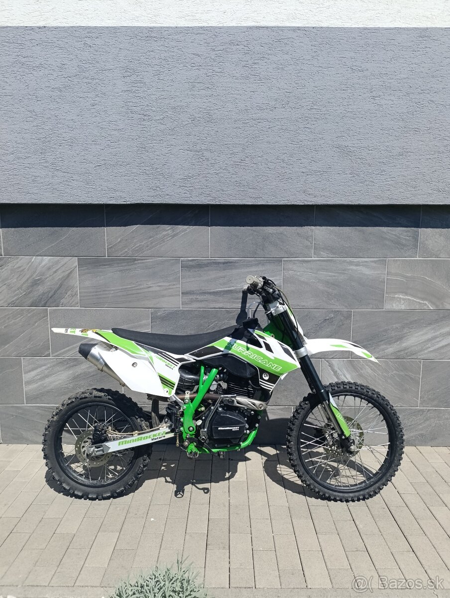 Minirocket huricane 250