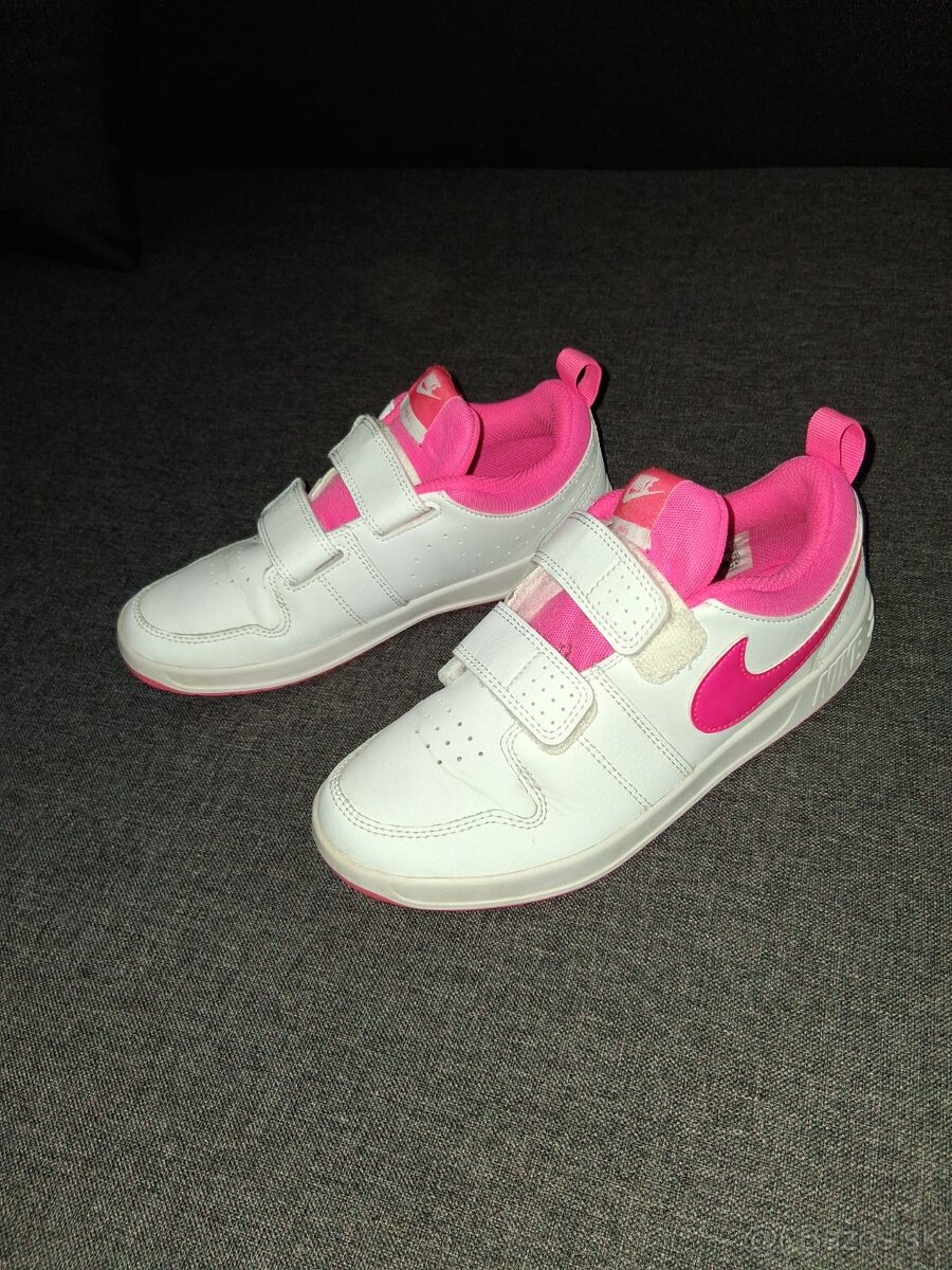Detské tenisky Nike EU34