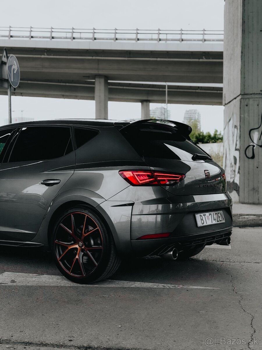 Seat Leon Cupra R Limited Edition 500/799ks 2018 283kw