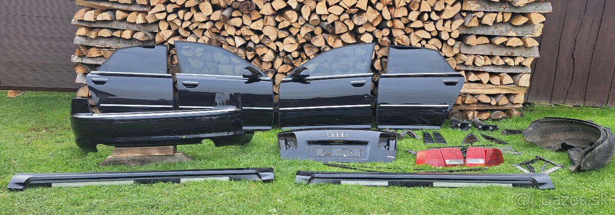 Audi A8 D3 naraznik zadne svetla dvere