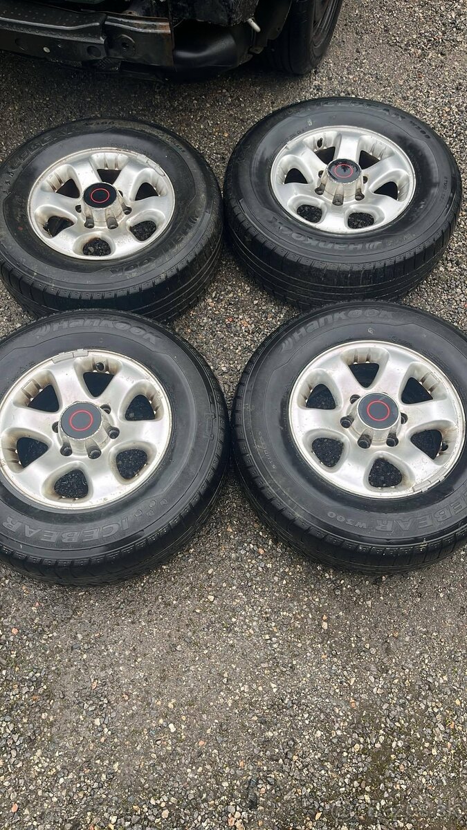 DISKY 215/70 r16 s pneumatikami