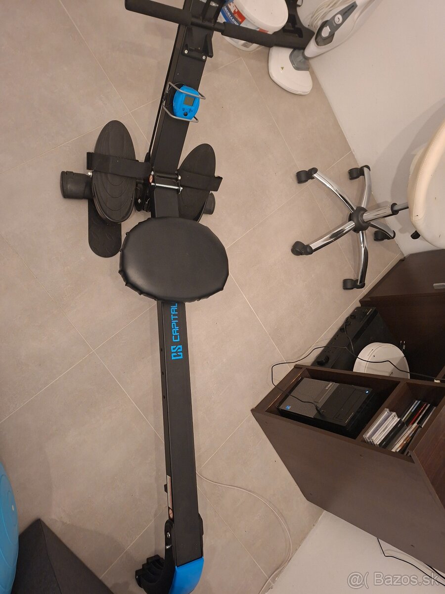 Veslovací trenažér