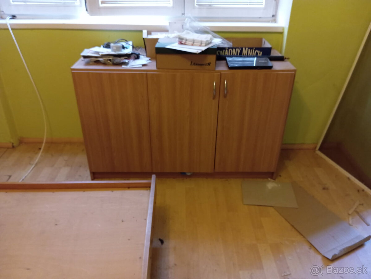 PREDAM SKRINKA,KOMODA