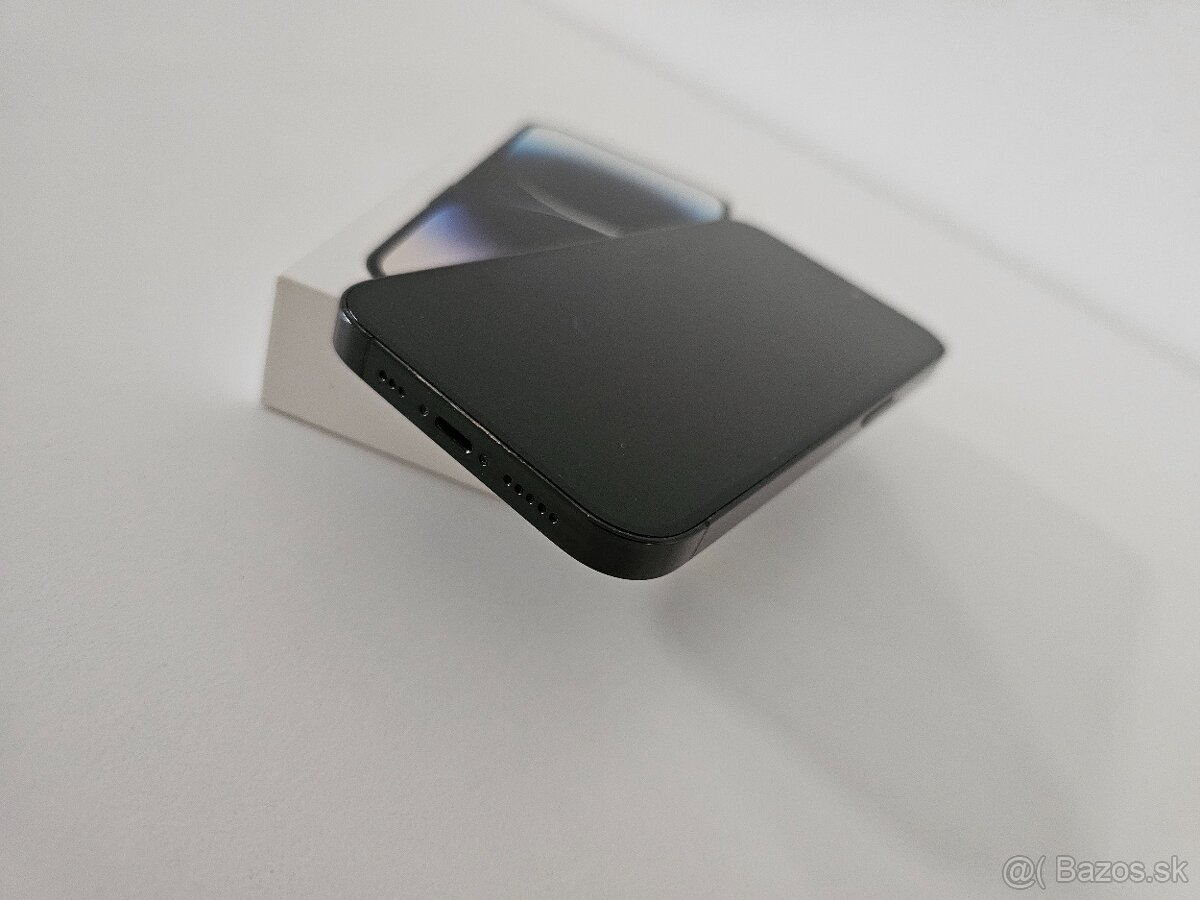 Apple iPhone 14 Pro 100% batéria