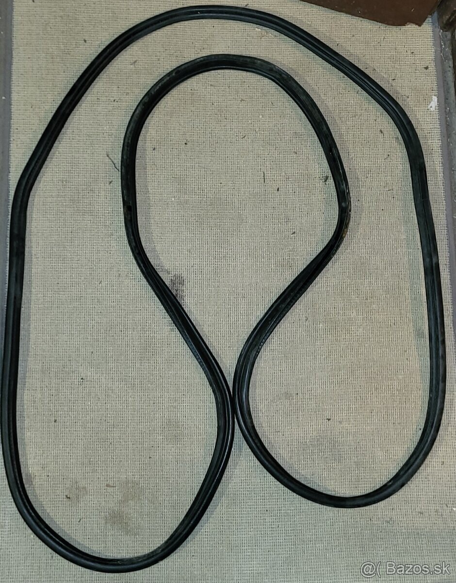 Tesnenie Kuforove dvere Octavia 1 sedan