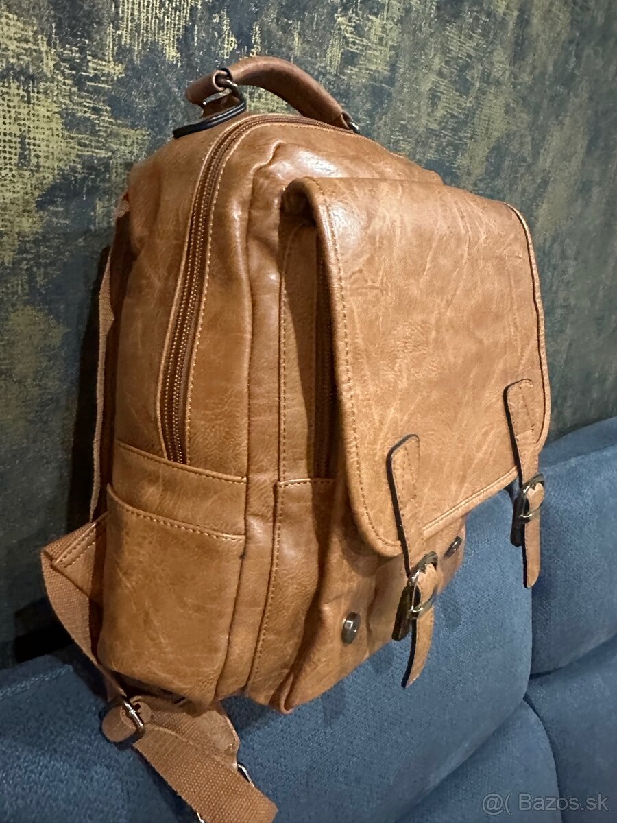 Kožený ruksak