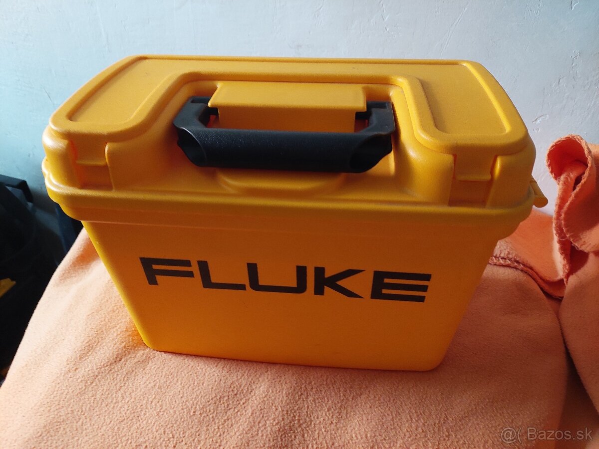 Pevný kufor Fluke C1600