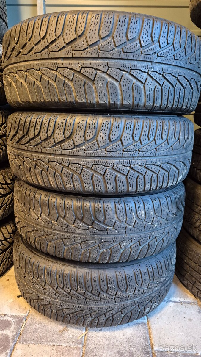 Predam zimne 4ks pneumatiky 215/60 r16