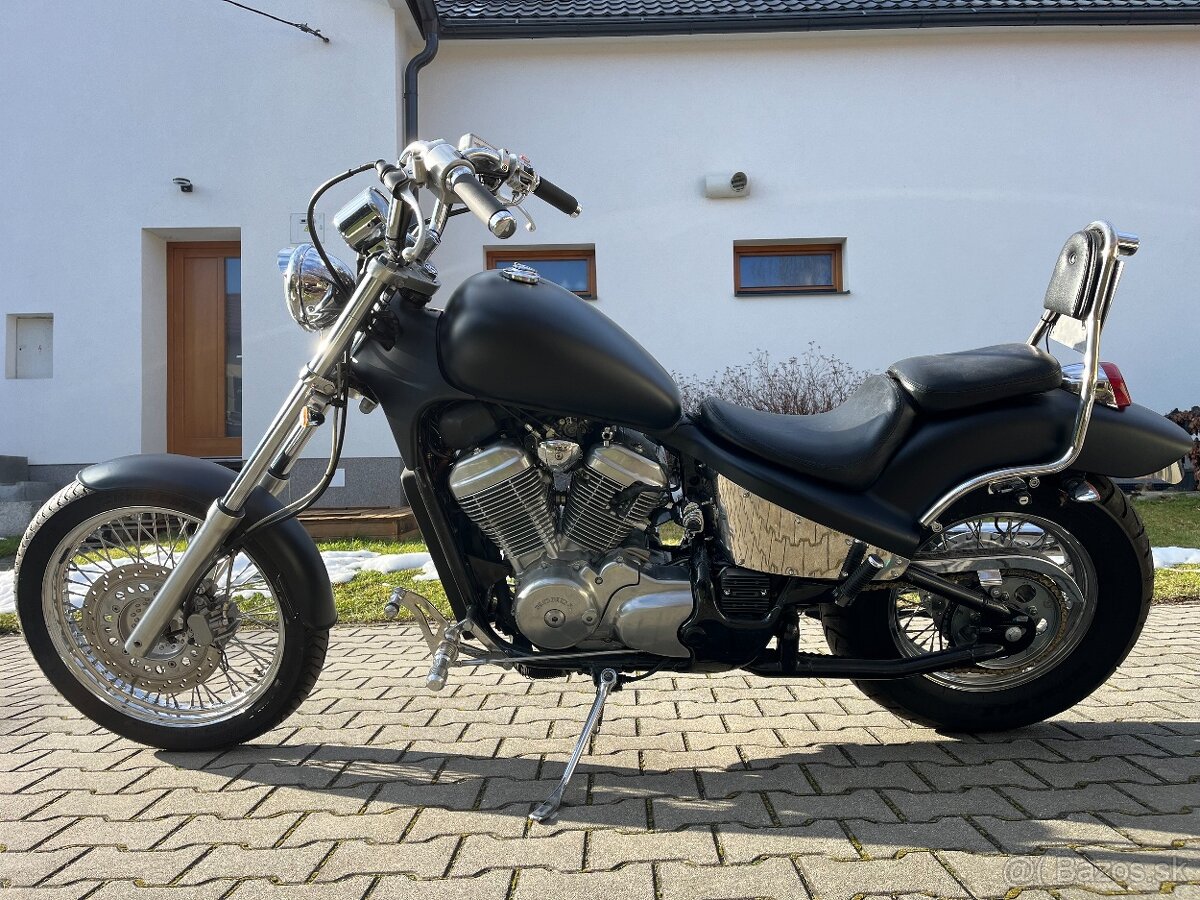 Honda VT 600 Shadow (najeto 10 tkm)