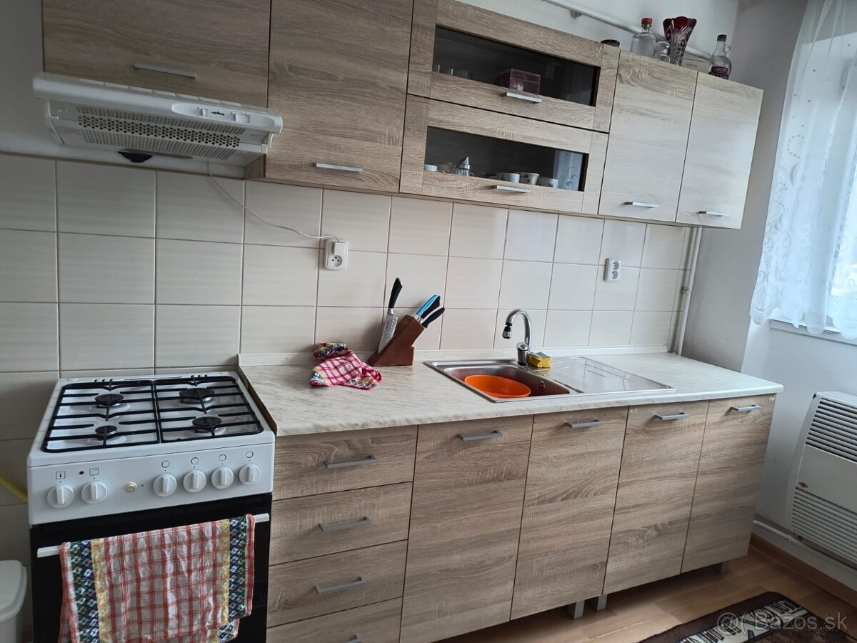 2izbovy byt na prenajom