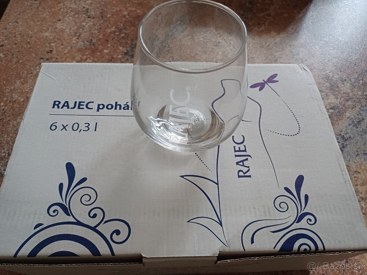sodovkové poháre