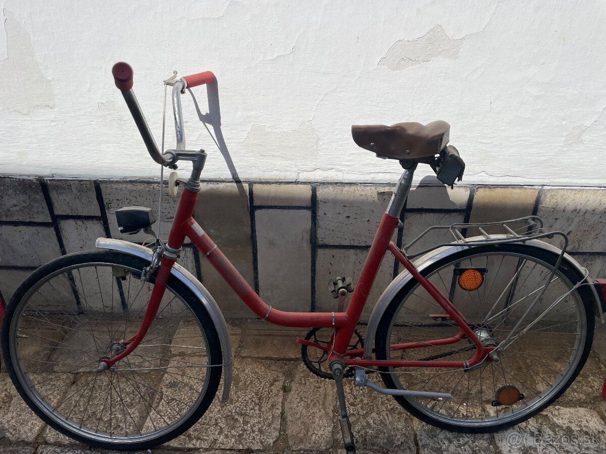 Starý bicykel Liberta